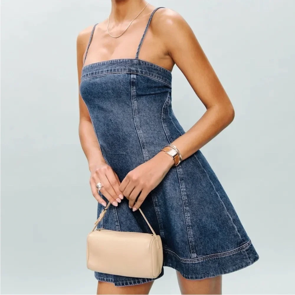 NEW Reformation Elma Denim Mini Dress Size 2 - Picture 1 of 11